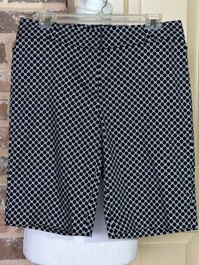 Talbots Black & White Geo Print 11” Bermuda Shorts Polish Cotton Timeless Preppy